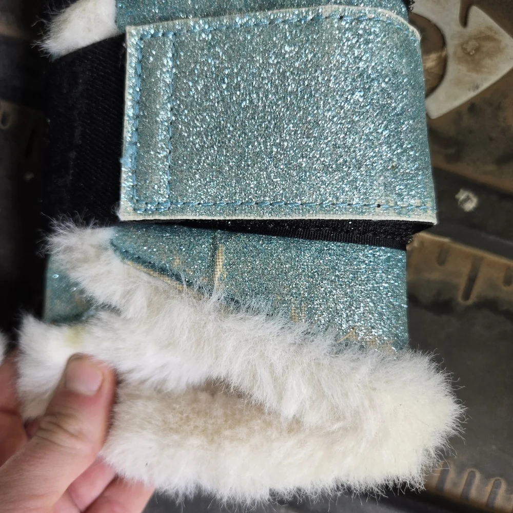 Equestroom Brushing Boots - Blue Glitter! - Picture 6 of 9